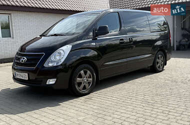 Минивэн Hyundai H-1 2014 в Радомышле