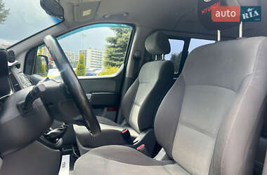 Минивэн Hyundai H-1 2012 в 