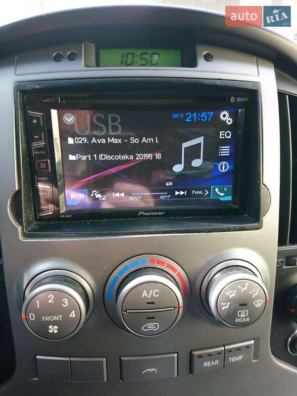 Минивэн Hyundai H-1 2011 в Ладыжине фото 2 Минивэн Hyundai H-1 2011 в Ладыжине