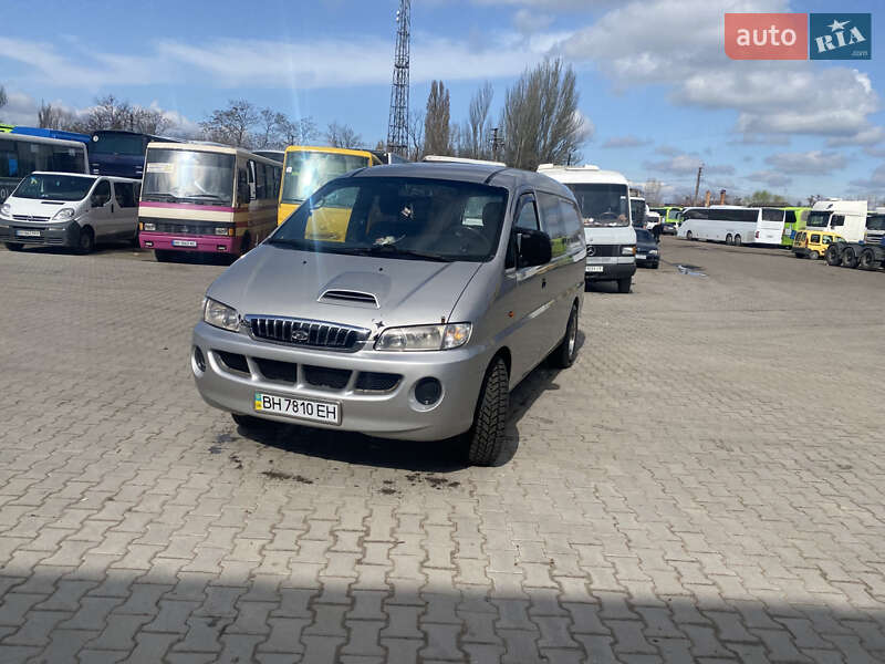 Hyundai H-1 2006