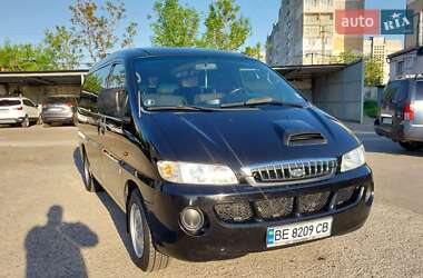 Грузопассажирский фургон Hyundai H-1 2007 в Николаеве