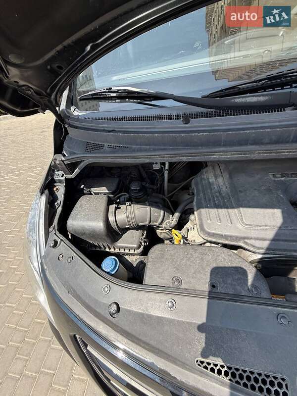 Грузовой фургон Hyundai H-1 2009 в Одессе