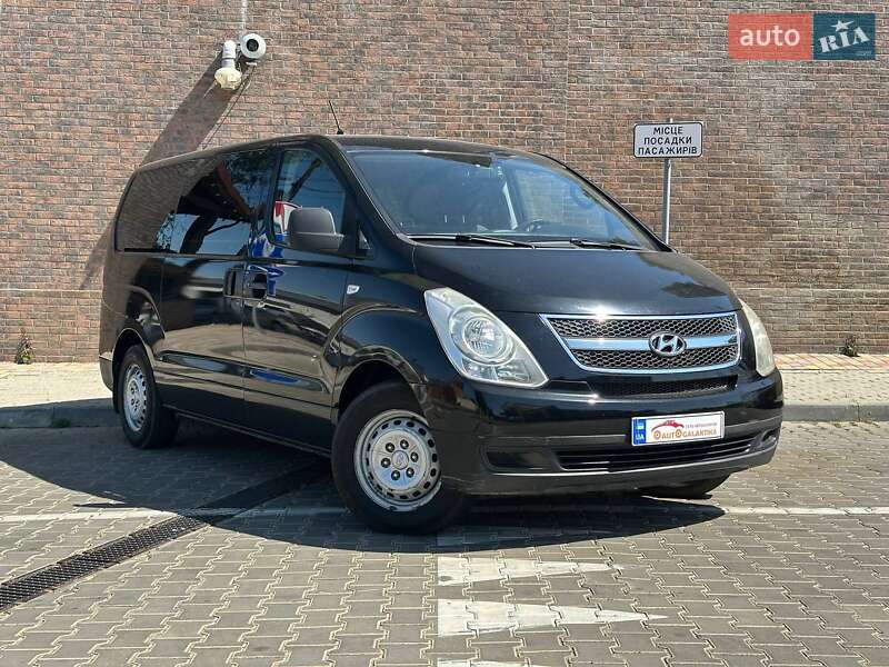 Мінівен Hyundai H-1 2011 в Одесі