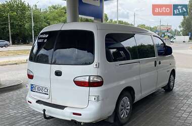 Минивэн Hyundai H-1 2007 в 