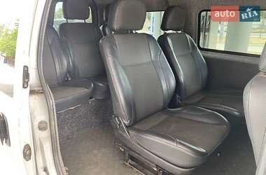 Минивэн Hyundai H-1 2007 в 