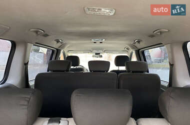 Мінівен Hyundai H-1 2010 в 