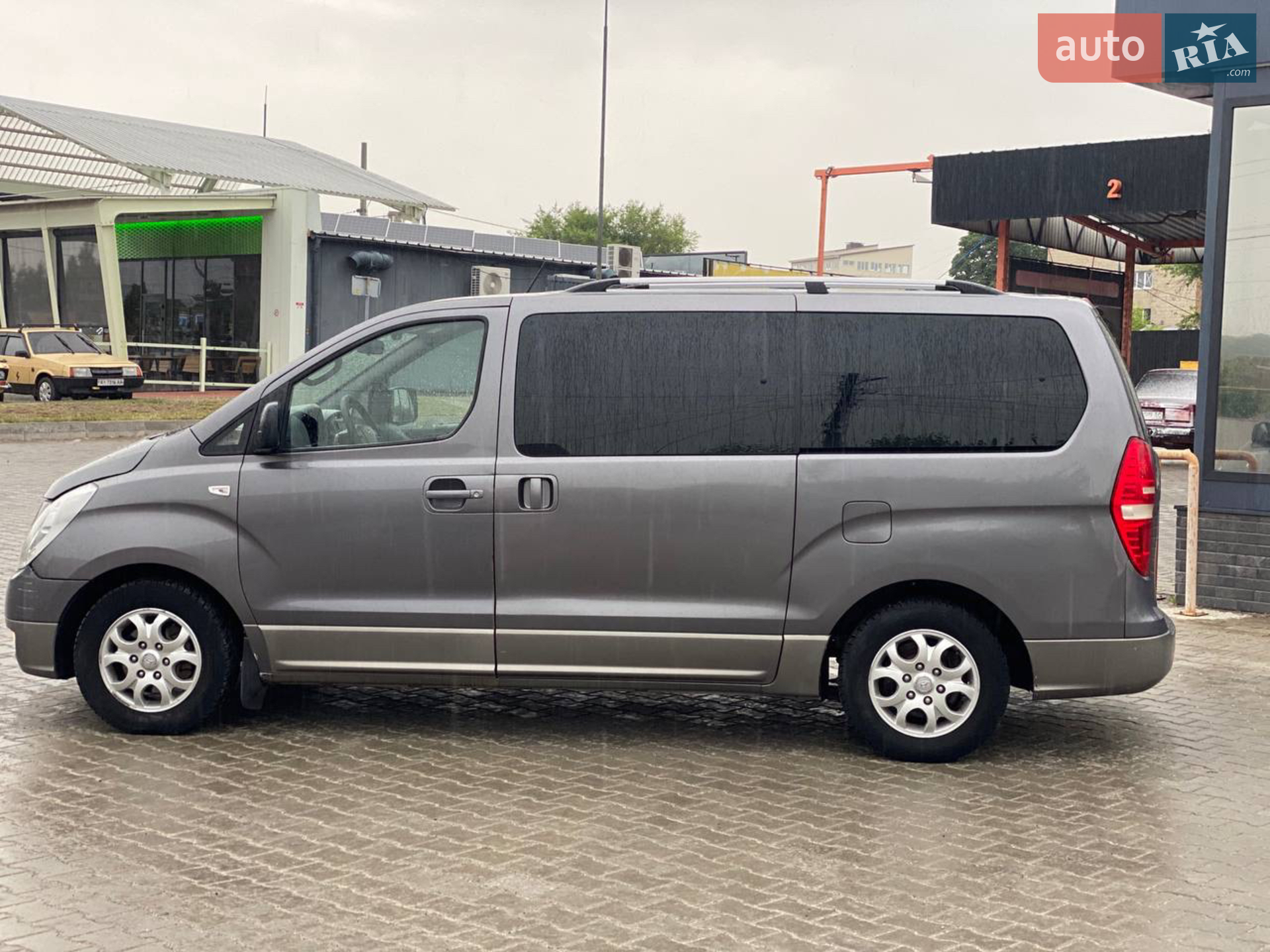 2010 Hyundai Starex (H-1) - мініатюра 6