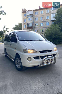 Мінівен Hyundai H-1 2000 в Києві