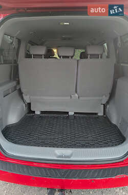 Минивэн Hyundai H-1 2010 в 