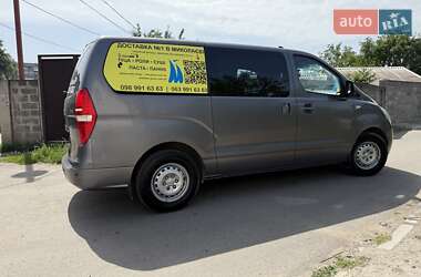 Минивэн Hyundai H-1 2011 в 