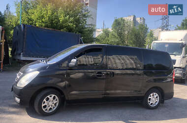 Минивэн Hyundai H-1 2008 в 