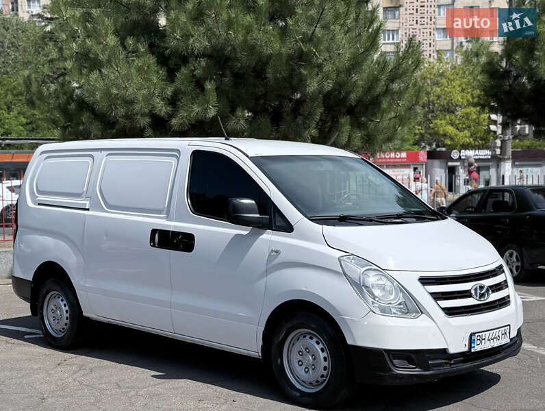 Грузовой фургон Hyundai H-1 2013 в Одессе