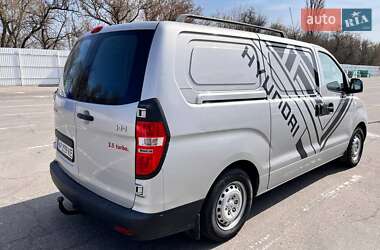 Грузовой фургон Hyundai H-1 2008 в 