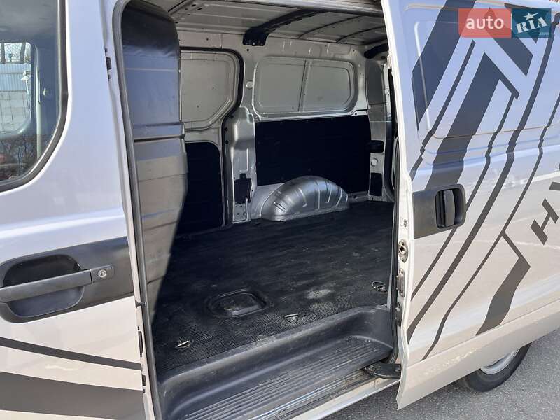 Вантажний фургон Hyundai H-1 2008 в Кременчуці