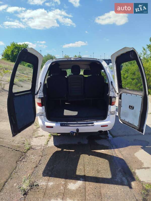 Мінівен Hyundai H-1 2004 в Києві