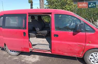 Минивэн Hyundai H-1 2006 в 