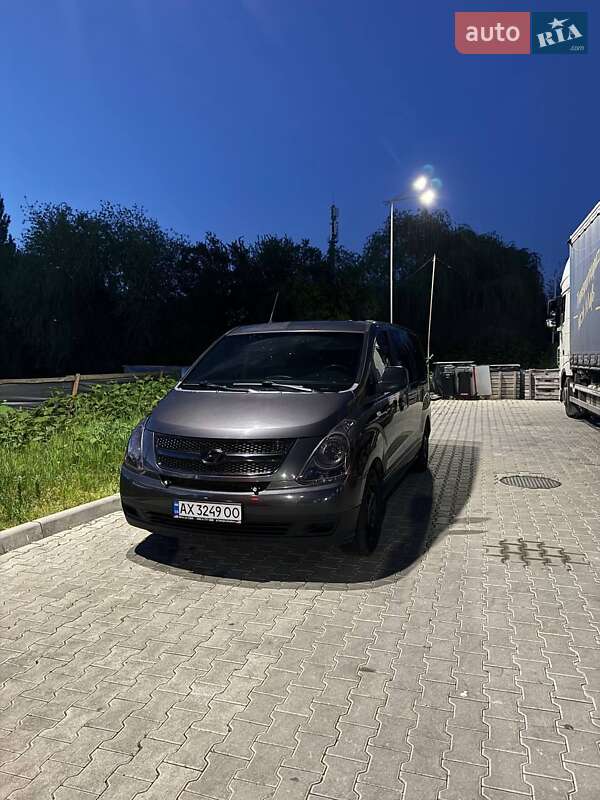 Hyundai H-1 2008