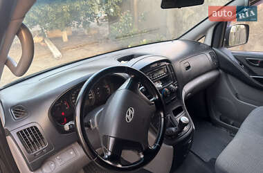 Грузовой фургон Hyundai H-1 2008 в 