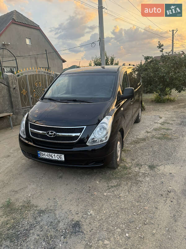 Грузовой фургон Hyundai H-1 2008 в 