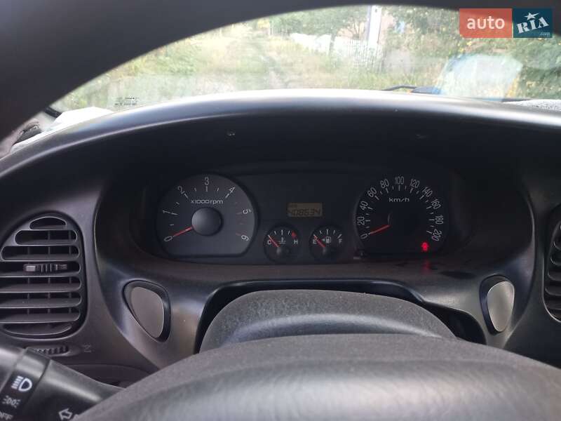 Минивэн Hyundai H-1 2005 в Харькове фото 3 Минивэн Hyundai H-1 2005 в Харькове