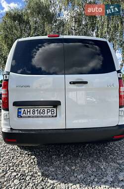 Грузопассажирский фургон Hyundai H-1 2011 в 