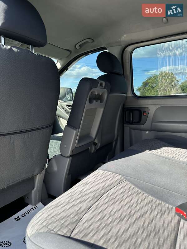 Грузопассажирский фургон Hyundai H-1 2011 в Смеле