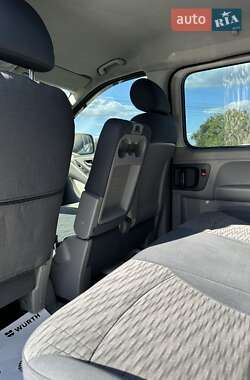 Грузопассажирский фургон Hyundai H-1 2011 в 