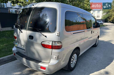 Минивэн Hyundai H-1 2005 в 