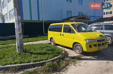 Минивэн Hyundai H-1 2002 в 