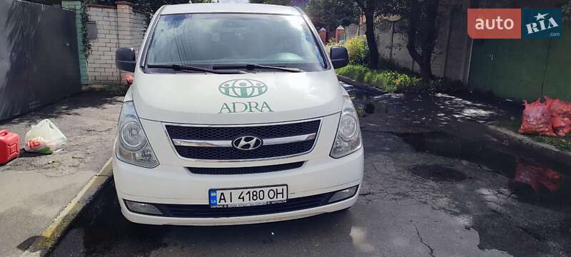 Hyundai H-1 2012