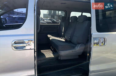 Минивэн Hyundai H-1 2008 в 