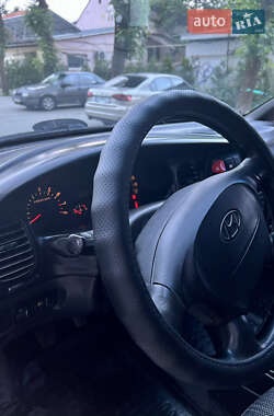 Мінівен Hyundai H-1 2007 в 