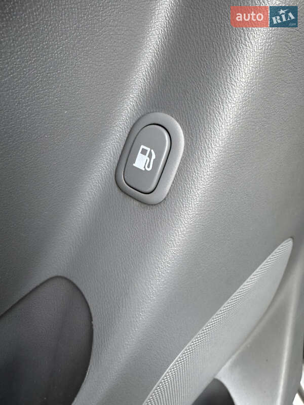 Минивэн Hyundai H-1 2020 в Киеве фото 25 Минивэн Hyundai H-1 2020 в Киеве