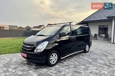 Минивэн Hyundai H-1 2011 в 