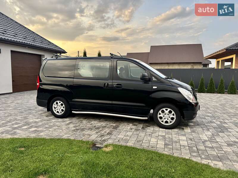 Минивэн Hyundai H-1 2011 в Ковеле