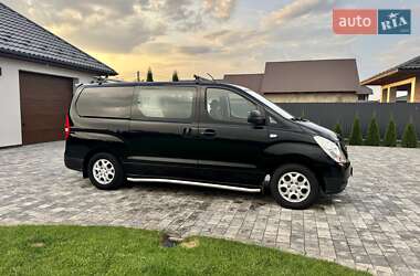 Минивэн Hyundai H-1 2011 в 