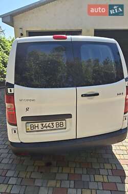 Грузовой фургон Hyundai H-1 2008 в 