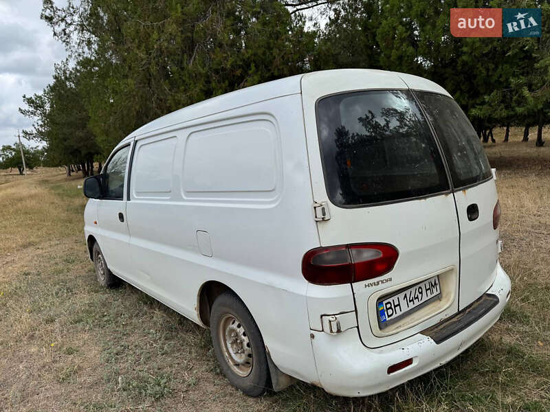Грузовой фургон Hyundai H-1 2000 в Болграде