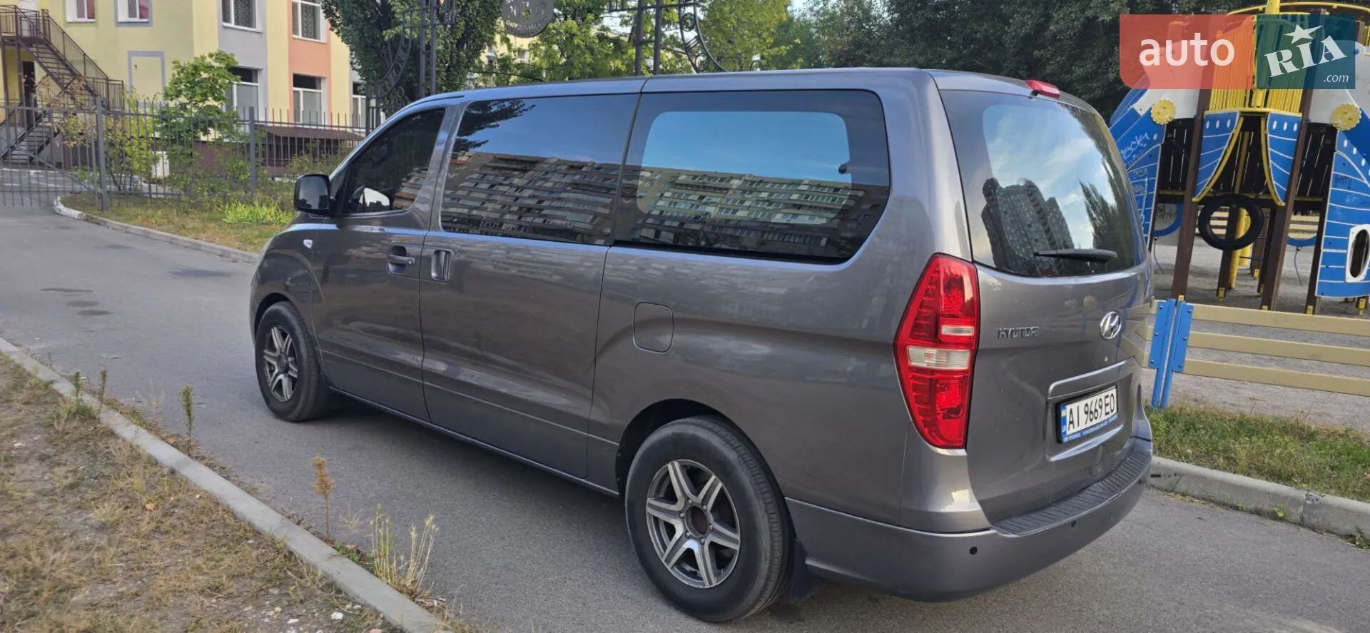 2010 Hyundai Starex (H-1) - мініатюра 9