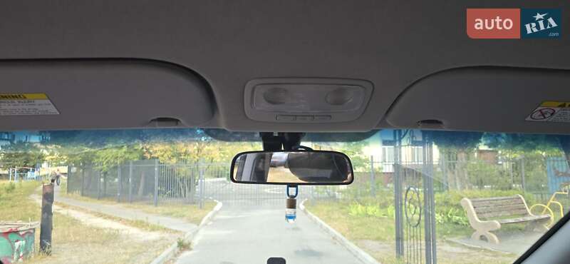 Минивэн Hyundai H-1 2010 в Киеве фото 14 Минивэн Hyundai H-1 2010 в Киеве