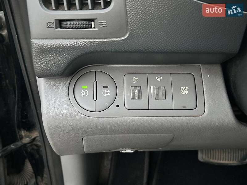 Минивэн Hyundai H-1 2012 в Одессе