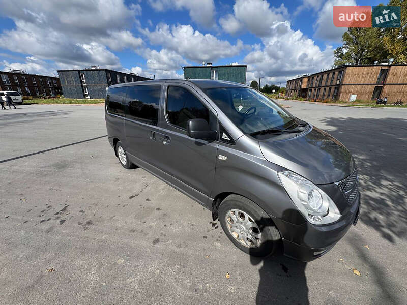Минивэн Hyundai H-1 2010 в Чернигове