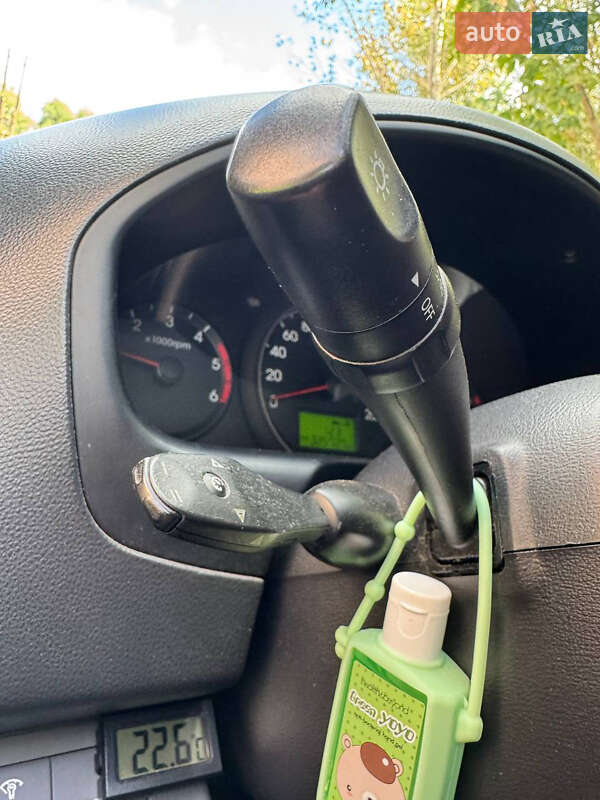 Минивэн Hyundai H-1 2010 в Чернигове