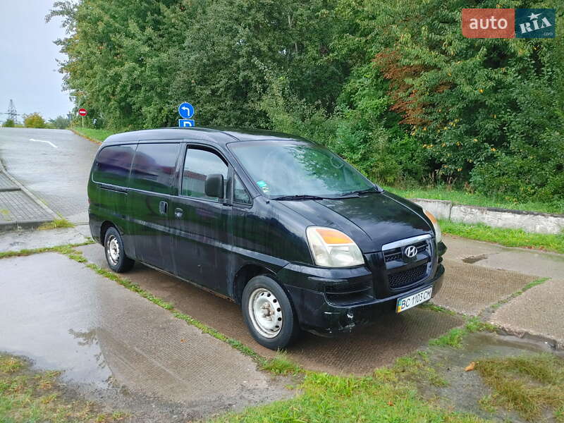 Минивэн Hyundai H-1 2005 в Львове