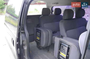 Минивэн Hyundai H-1 2005 в 