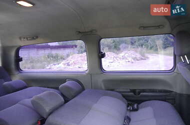 Минивэн Hyundai H-1 2005 в 