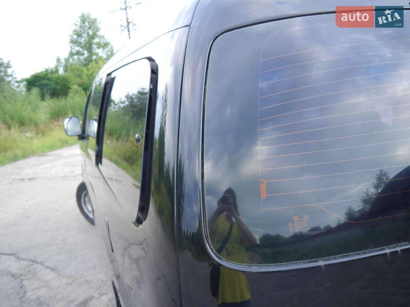 Минивэн Hyundai H-1 2005 в Львове