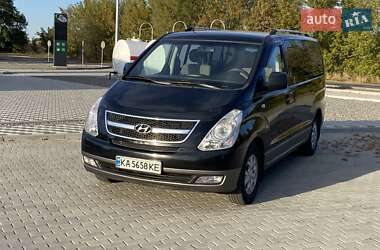 Минивэн Hyundai H-1 2008 в 