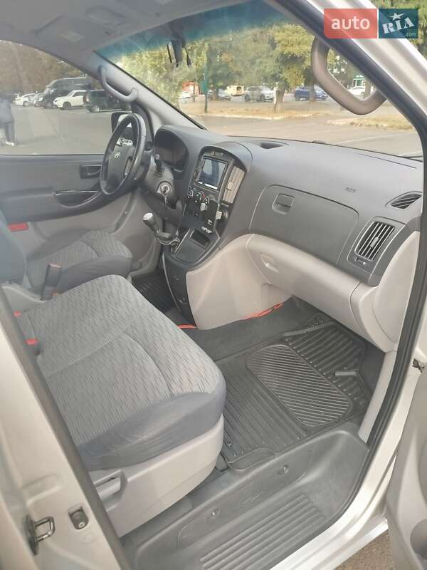 Минивэн Hyundai H-1 2008 в Одессе