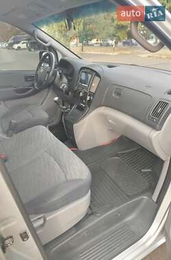 Минивэн Hyundai H-1 2008 в 